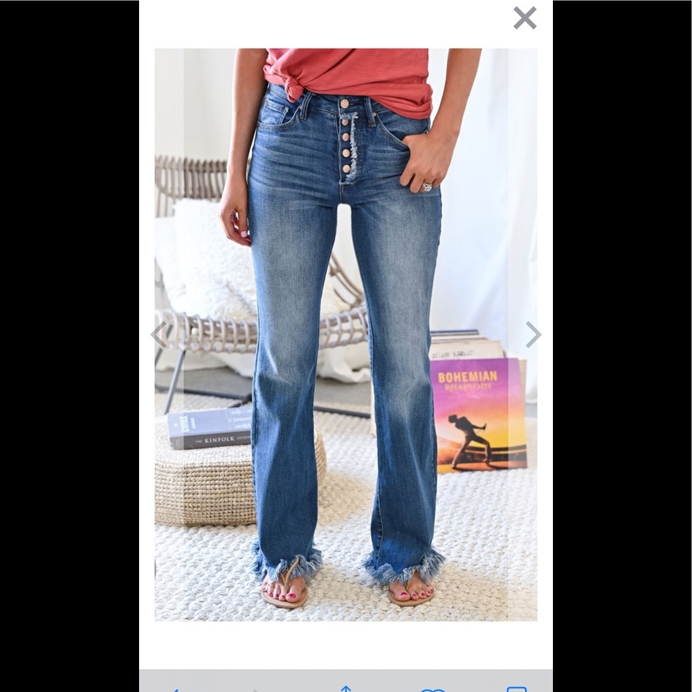 Expose button fly jeans